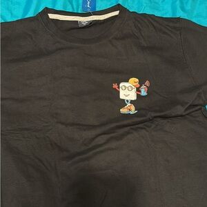 Graphic tee
